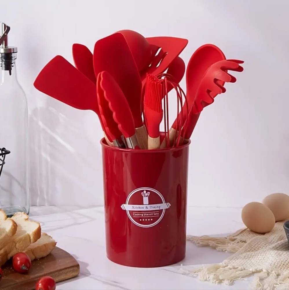 Non-stick Heat Resistant Silicone Cookware with Wooden Handle